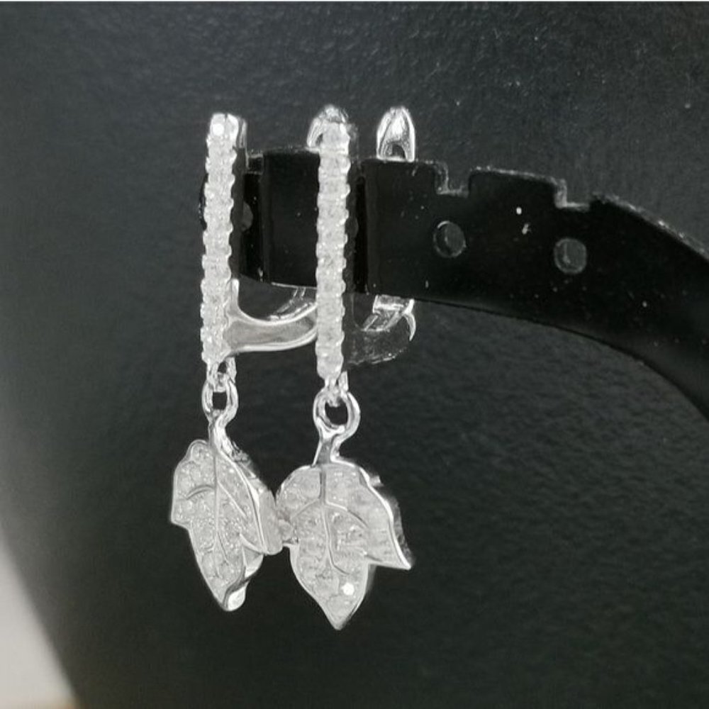 New Sterling silver cz modernist lever back earrings leaf design - Picture 3 of 7